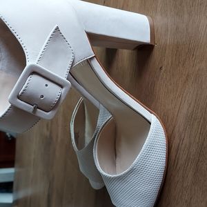 Vince Camuto Heels, Sz 7.5, EUC